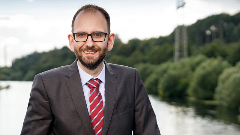 Fabian Schütz, Kreisvorsitzender der CDU Bochum, tritt für die CDU im Wahlkreis 140 zur Bundestagswahl an.
